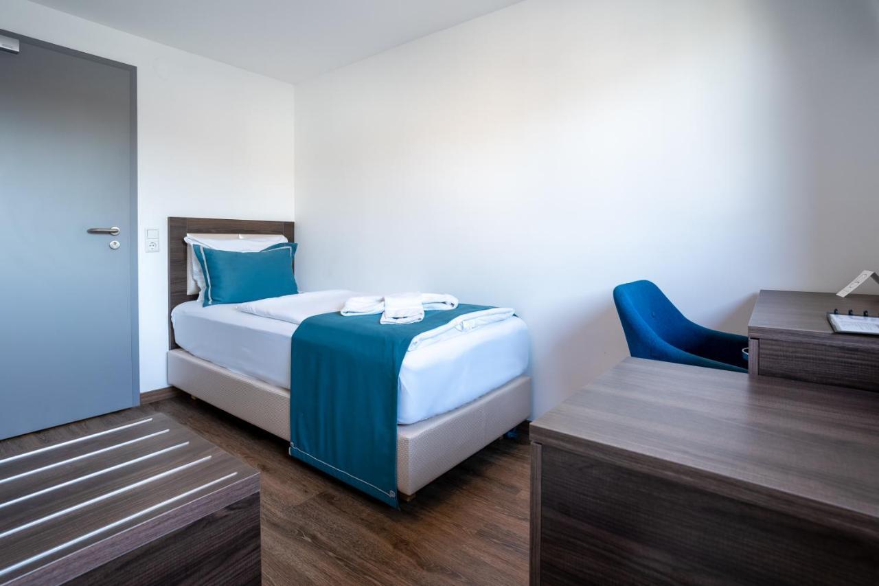Hotel Myrsini Kirchentellinsfurt Exteriér fotografie